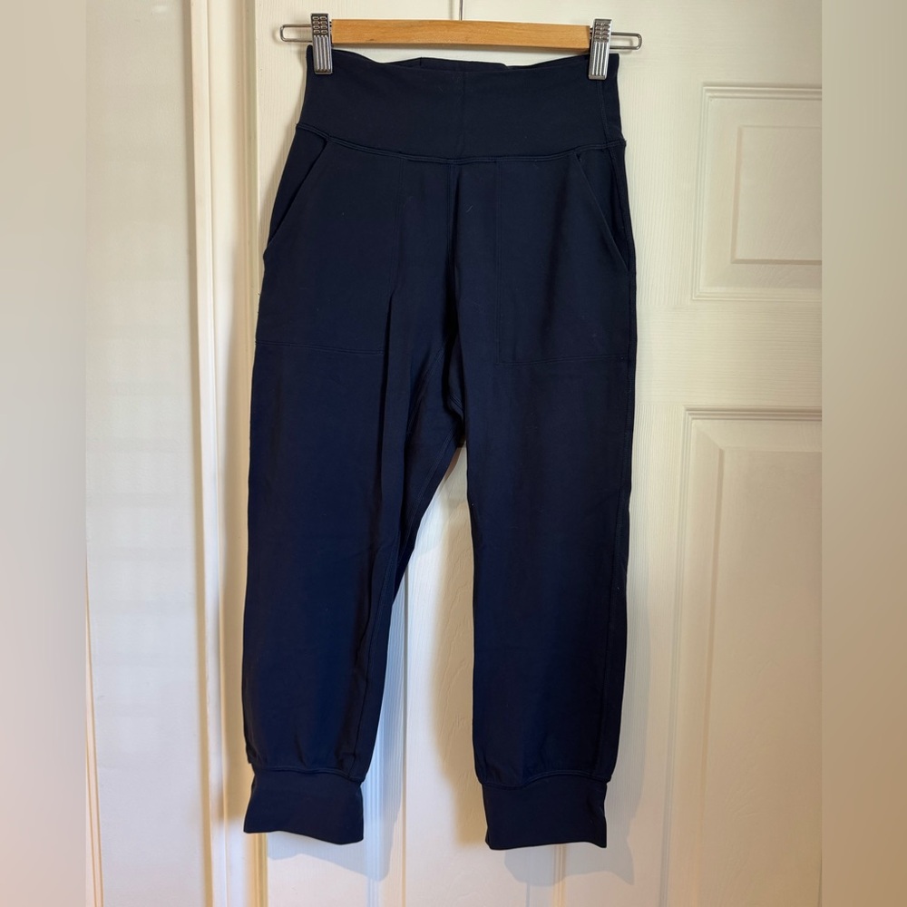lululemon Align Jogger Crop